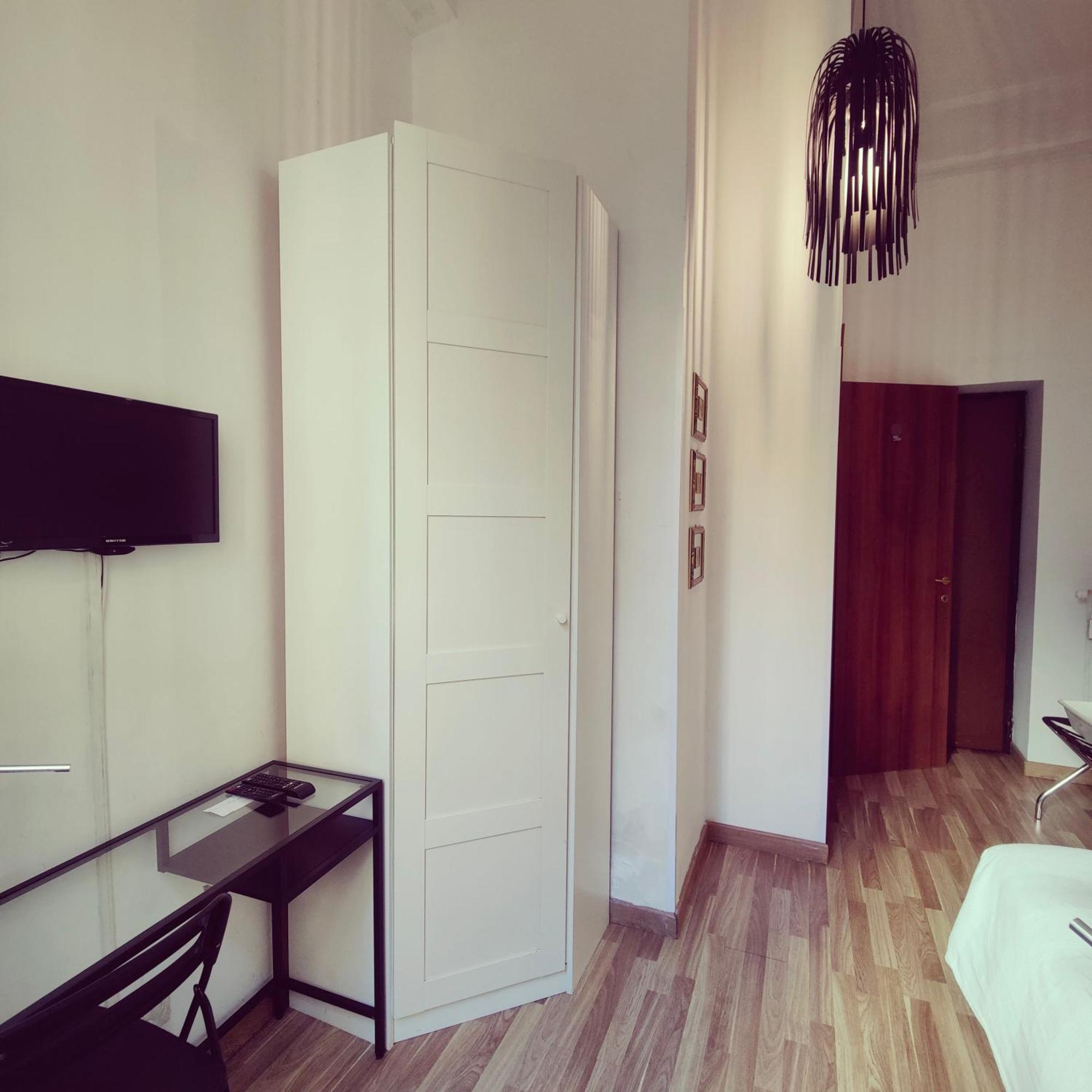 Rome Center Rooms Room photo